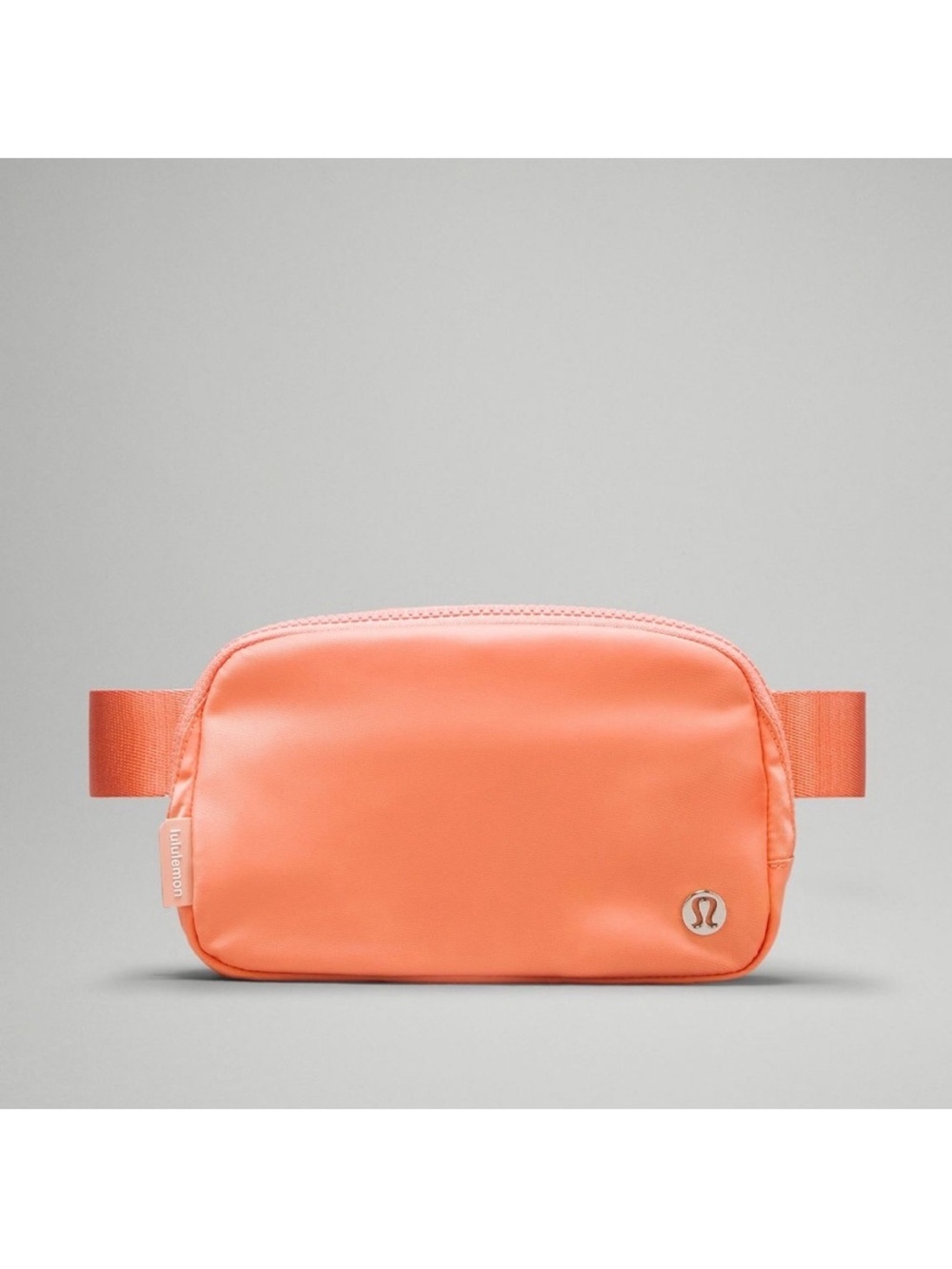 NWT Lululemon Everywhere Belt Bag 1L in coral kiss